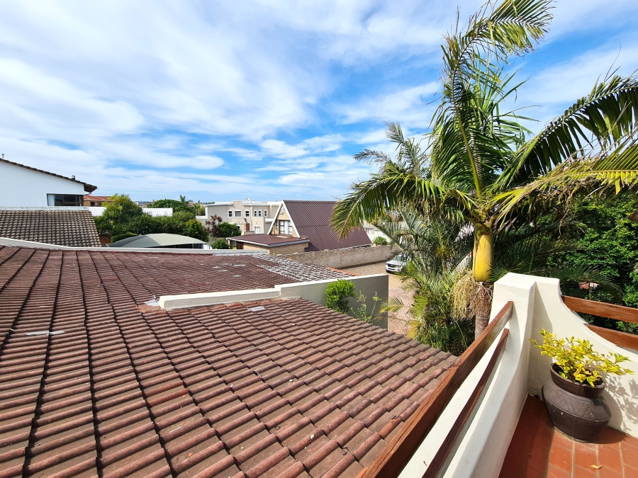 6 Bedroom Property for Sale in Noorsekloof Eastern Cape